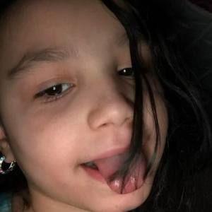 Meet your Posher, Nicholas